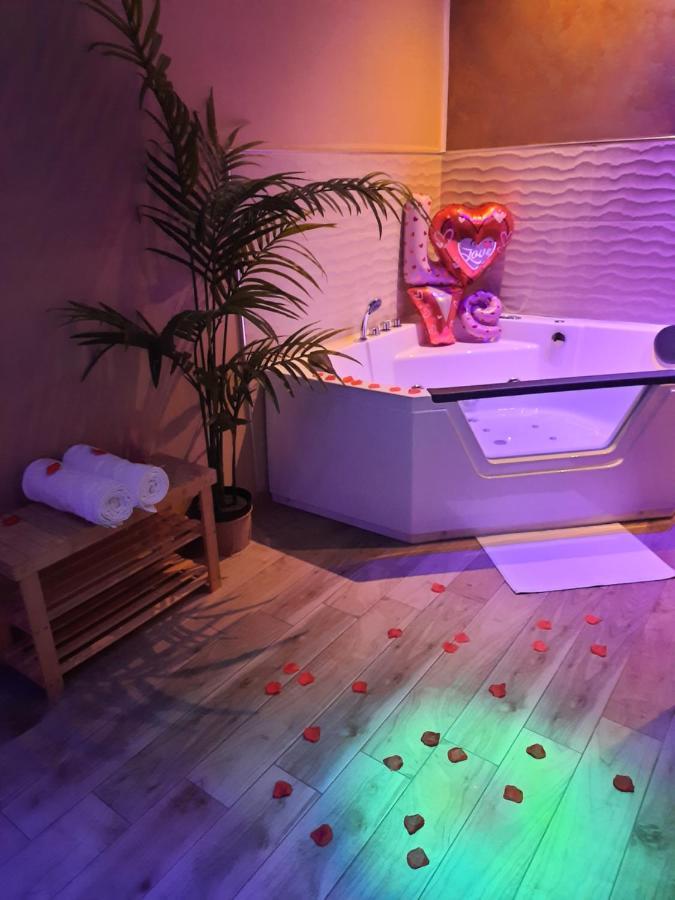 טאראנטו Suite Natura Bed&Beauty Spa מראה חיצוני תמונה